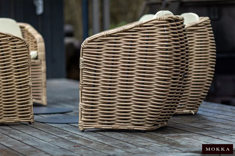 Идеальное плетеное кресло для тебя. Купи сейчас! Идеальное плетеное кресло для тебя. Купи сейчас!