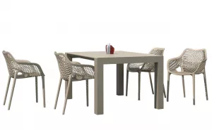 ����������� ������ ��� ���� 4 ������ � ���� ����������.