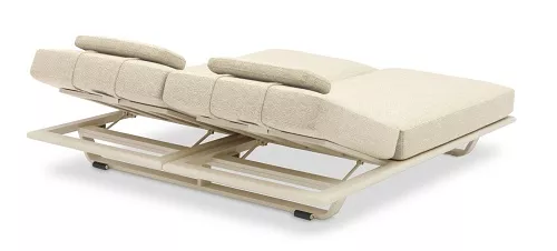 Комплект алюминиевых лежаков, бежевый Комплект алюминиевых лежаков, бежевый