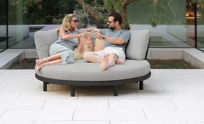 Уличный круглый диван-кровать из алюминия, антрацит Уличный круглый диван-кровать из алюминия, антрацит