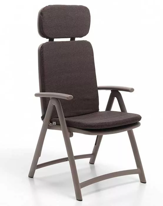 Складные пластиковые стулья с регулируемом наклоном спинки