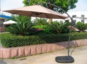 Садовый зонты для дачи на боковой опоре с основанием